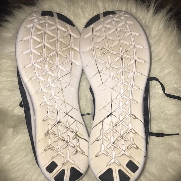 Nike Free Rn - Picture 4 of 4
